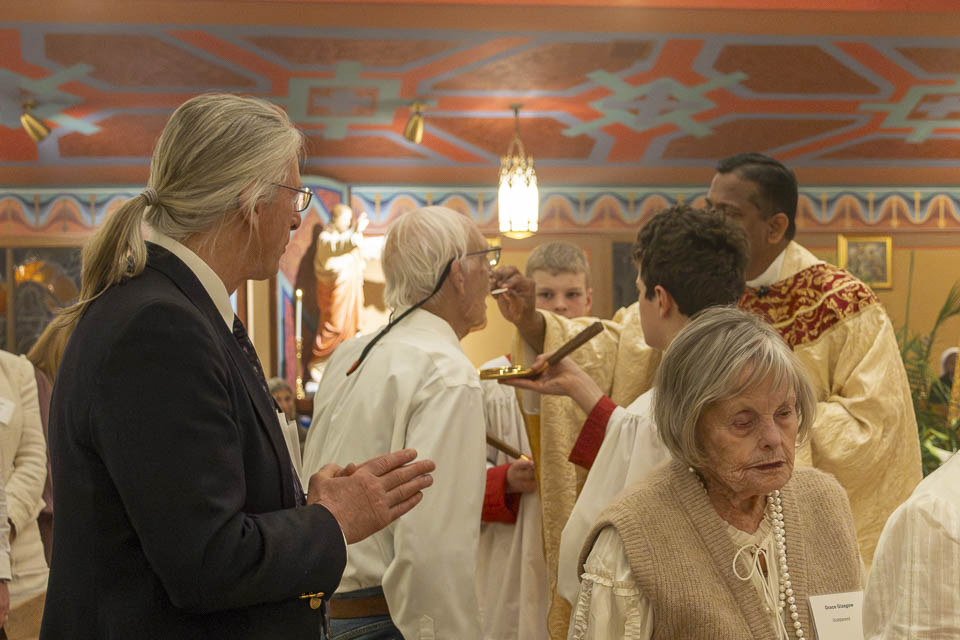 2026-StMary-EasterVigil (170 of 215).jpg